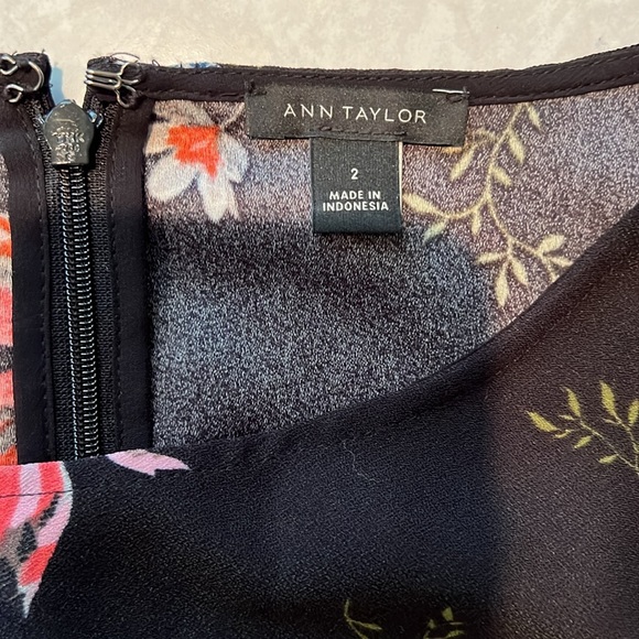 Ann Taylor floral dress new - Picture 3 of 3